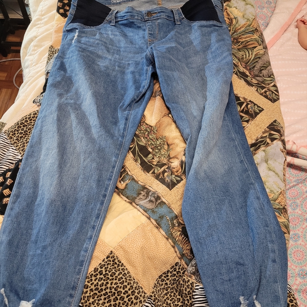 Maternity jeans